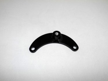 Bottom engine mount for NS160